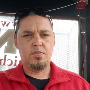 Meet your Posher, Tony